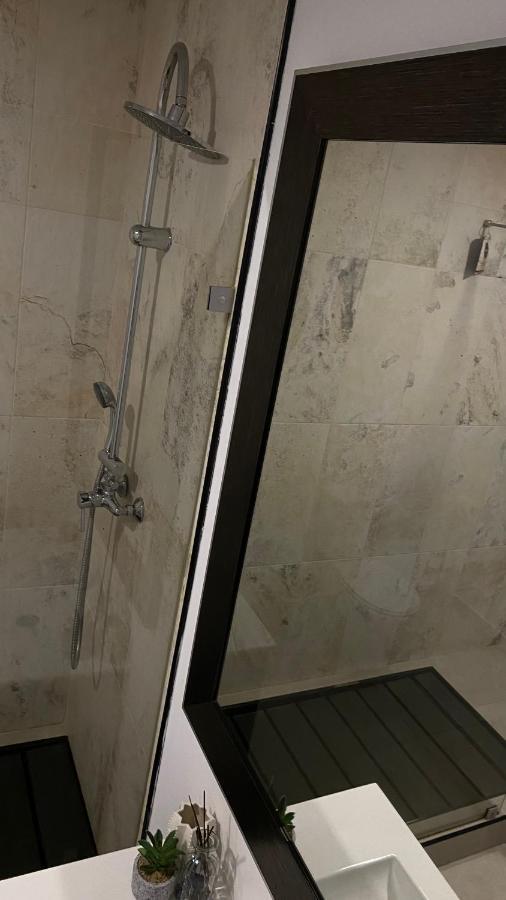 Brandao House Hostel Капарика Екстериор снимка