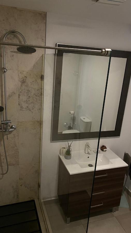 Brandao House Hostel Капарика Екстериор снимка