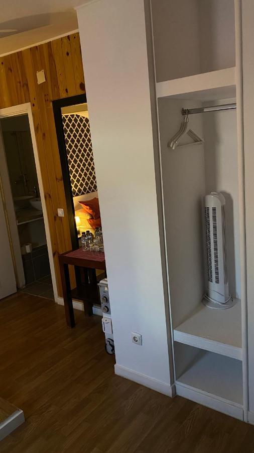 Brandao House Hostel Капарика Екстериор снимка