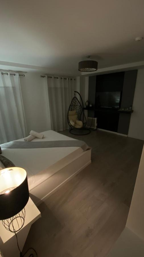 Brandao House Hostel Капарика Екстериор снимка