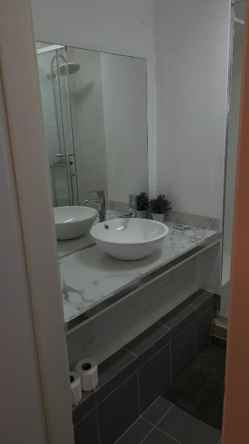 Brandao House Hostel Капарика Екстериор снимка